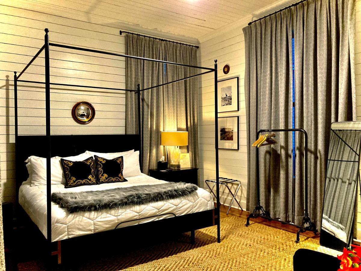 Coppersmith Inn Bed And Breakfast Галвестон Экстерьер фото